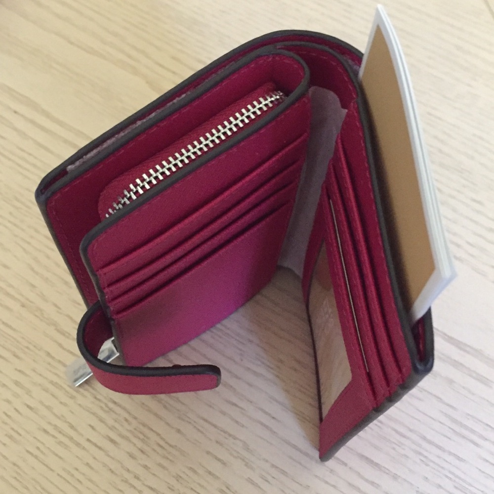 Michael Kors Dark Raspberry Leather Bifold Wallet - Picture 7 of 9